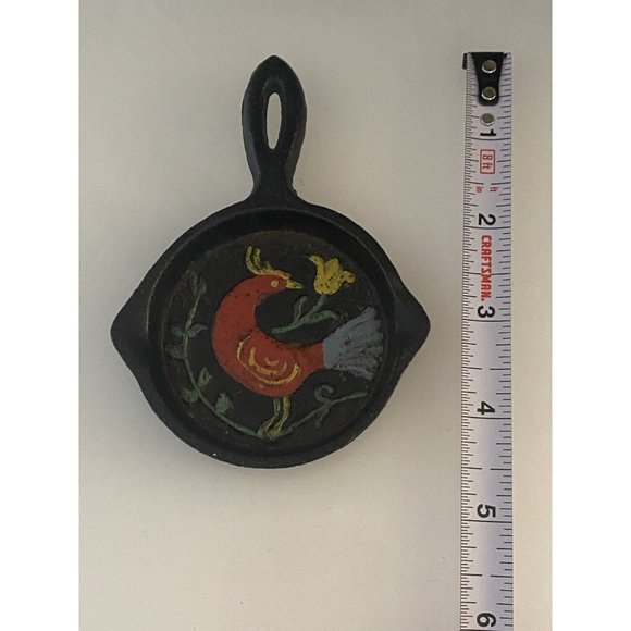 Vintage Mid Century Miniature Cast Iron Skillet Bird LHC‎ Japan Raised Relief - Picture 8 of 16